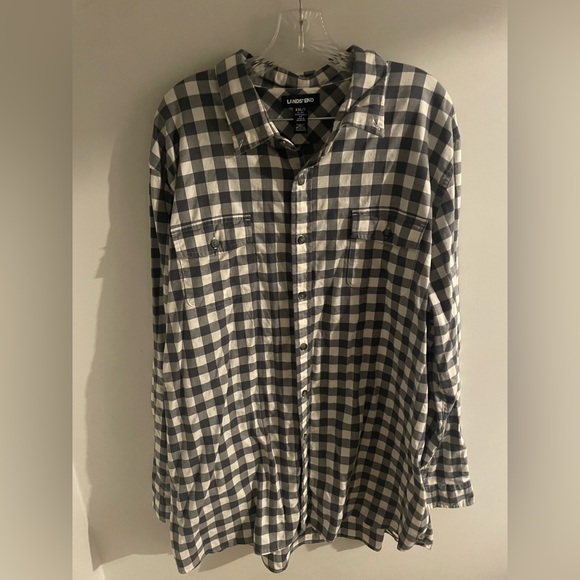 Lands’ End Grey and White Buffalo Plaid Lightweight Holiday Button Up Shirt XXLT - Picture 1 of 5